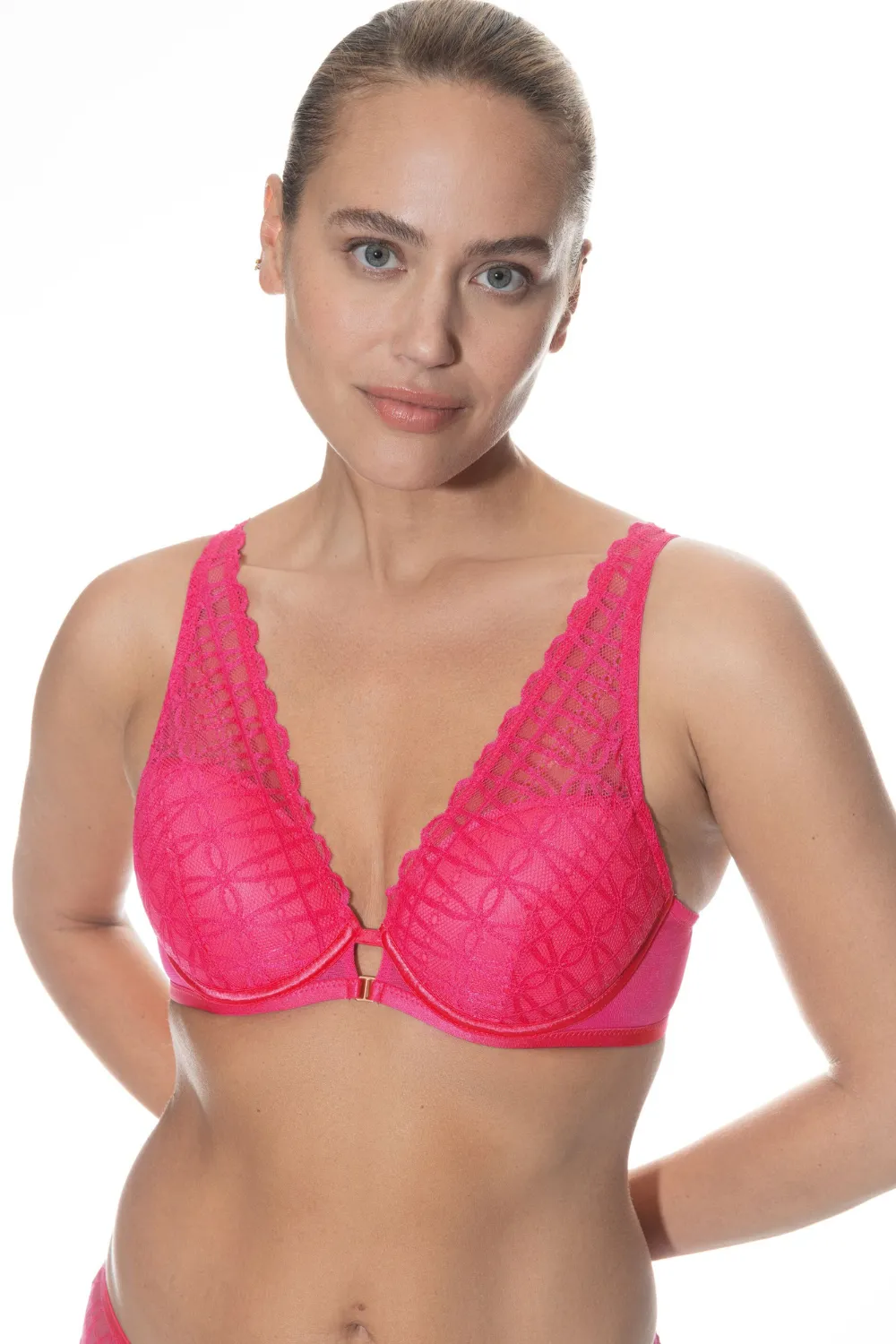 Captivating Foam Underwired Triangle Bra