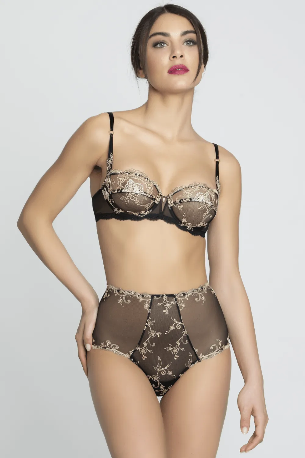 Deesse En Glam High Waist Brief, Size XS (UK 8)