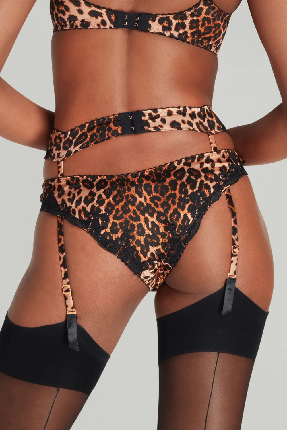 Molly Suspender, Size 2 (UK 8)