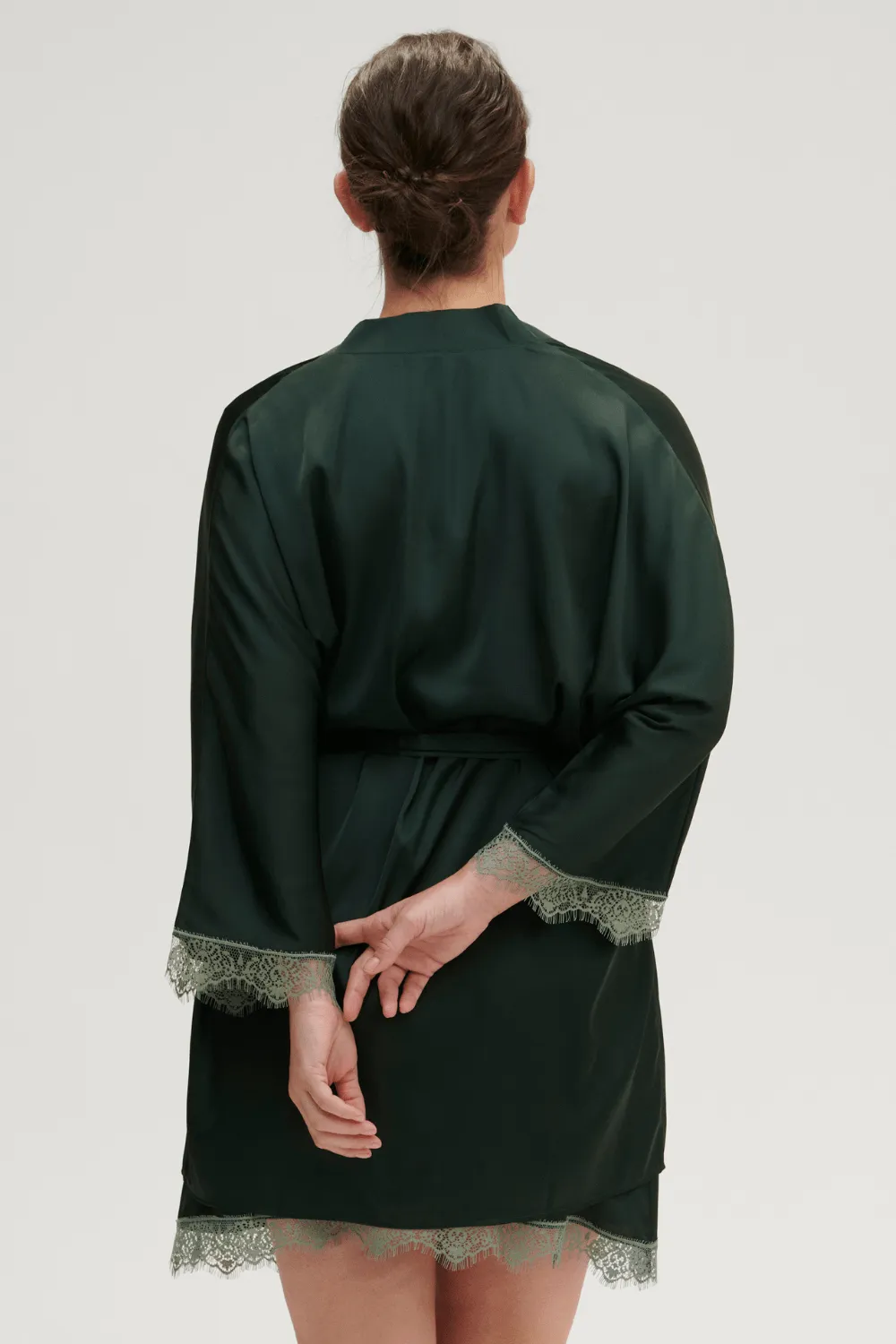 Satin Secrets Kimono Kolsai Green