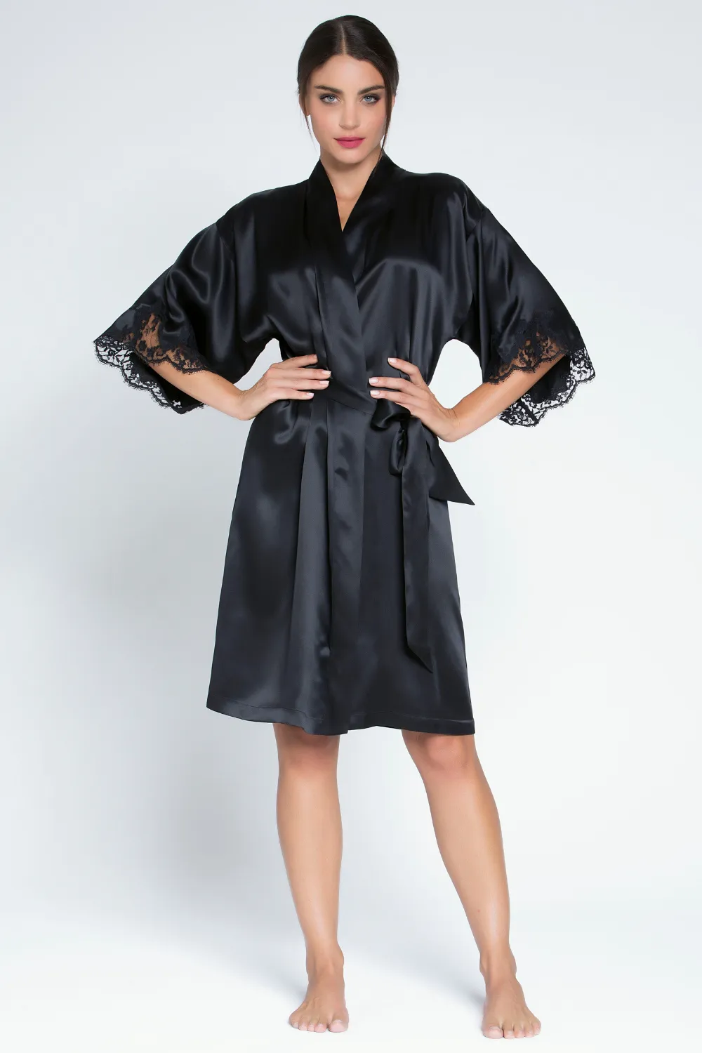 Splendeur Soie Mid Length Robe Black
