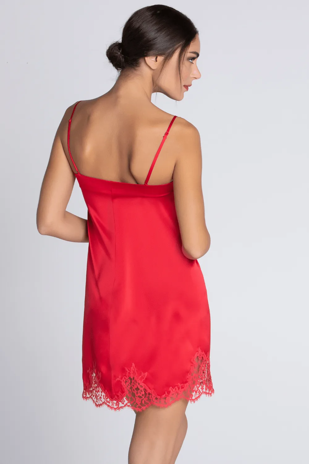 Splendeur Soie Silk Night Dress in Rouge