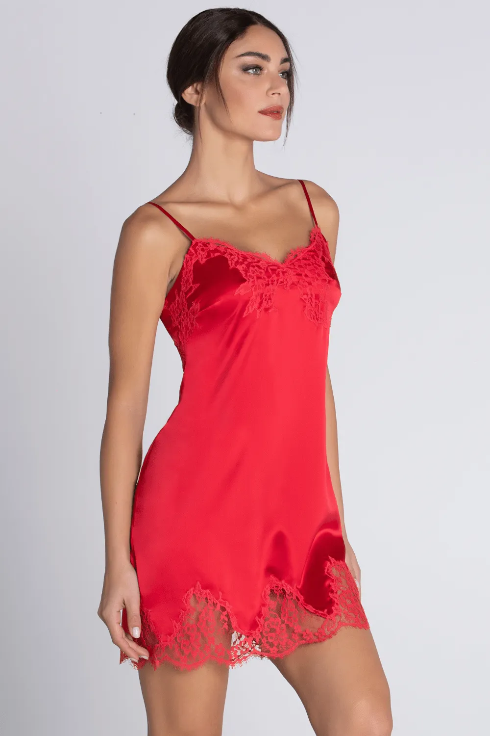 Splendeur Soie Silk Night Dress in Rouge
